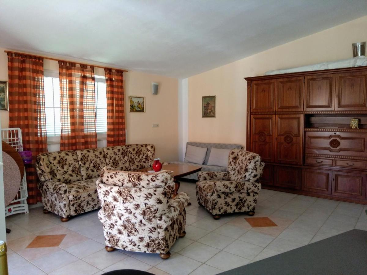 Apartmani Korade Vir Luaran gambar