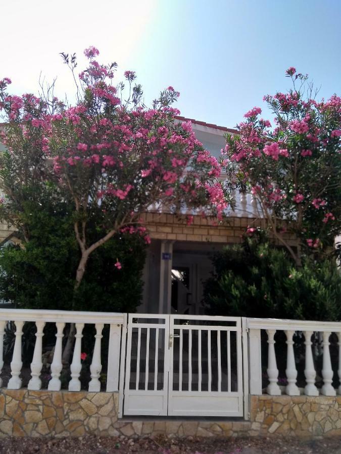 Apartmani Korade Vir Luaran gambar