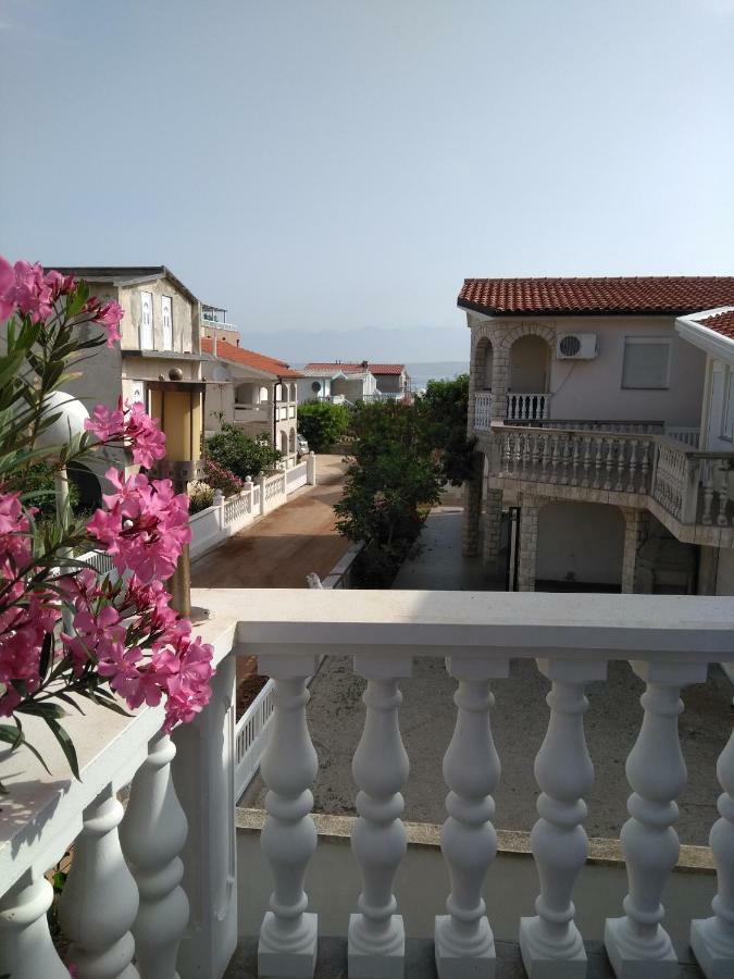 Apartmani Korade Vir Luaran gambar